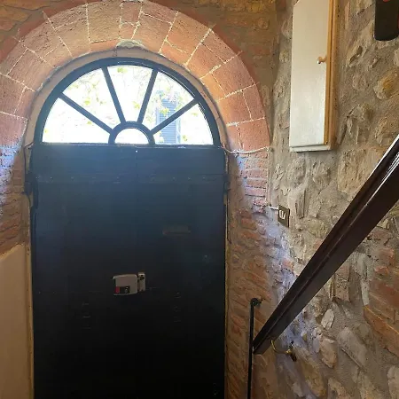 L'umbrichella - In Piccolo Borgo Medioevale