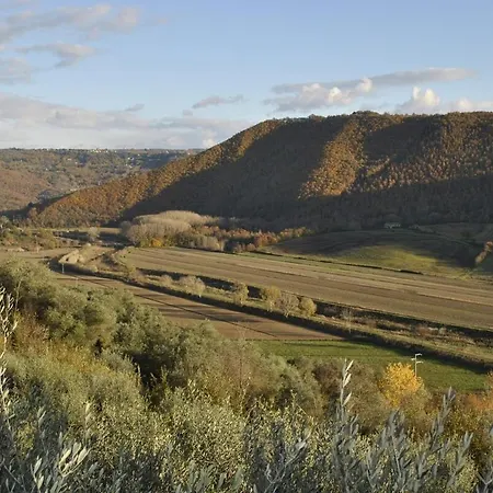 Semesterbostad L'umbrichella - In Piccolo Borgo Medioevale Carnaiola