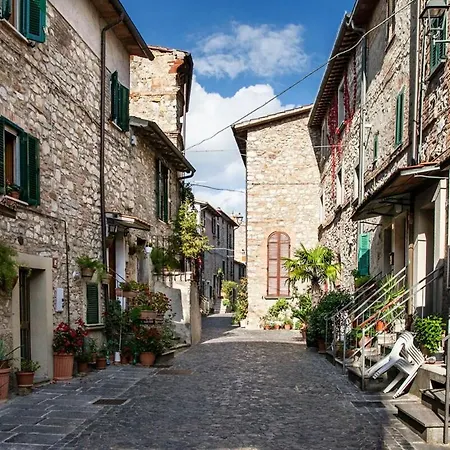 L'umbrichella - In Piccolo Borgo Medioevale Semesterbostad